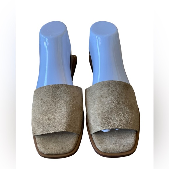 Zara Suede Flat Sandals Neutral Tan Square Toe Stud Detail EU 39 US 8.5 - Picture 11 of 12